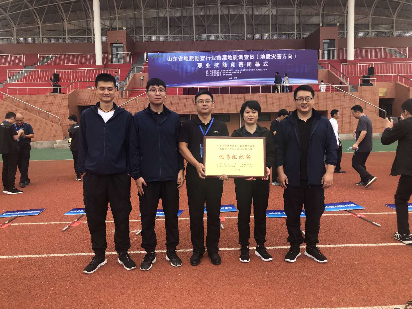 人妻系列无码专区69影院